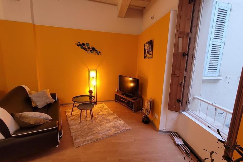 Avignon Apartement A 2 Pas Du Palais De Papes מראה חיצוני תמונה